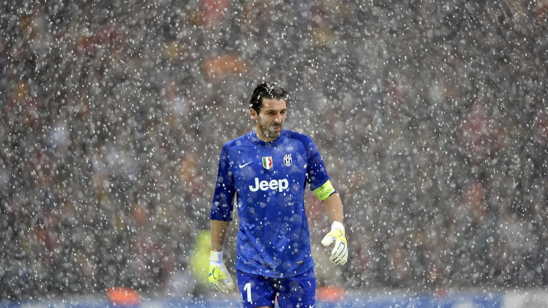 电竞产业蓬勃发展，全球赛事热潮掀起新体育革命