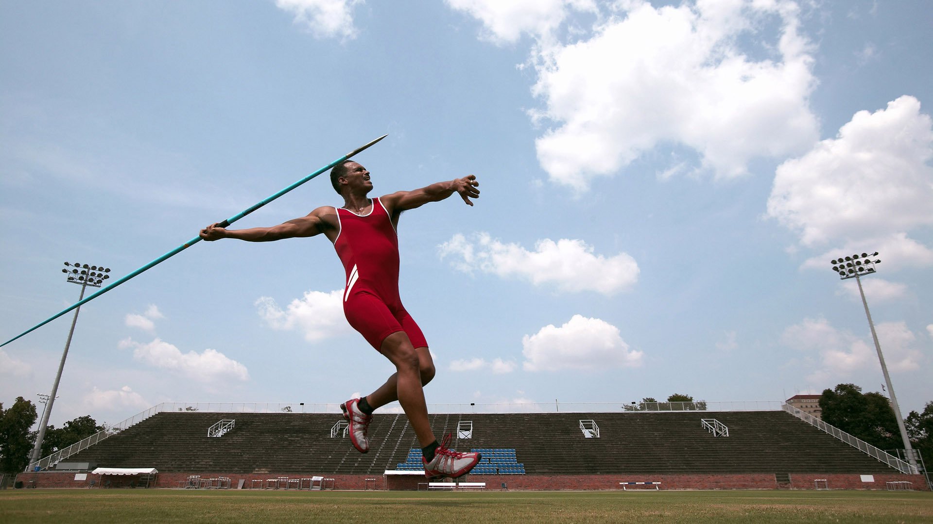 体育科技赋能未来，智能训练系统助力运动员突破极限